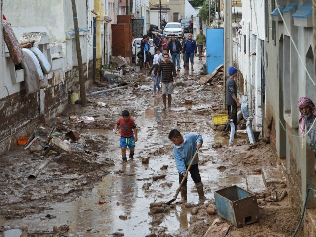 Optimisation de la gestion des risques d'inondation en zone urbaine grâce au modèle « Long Short-Term Memory » (LSTM) : le cas du Grand Tunis